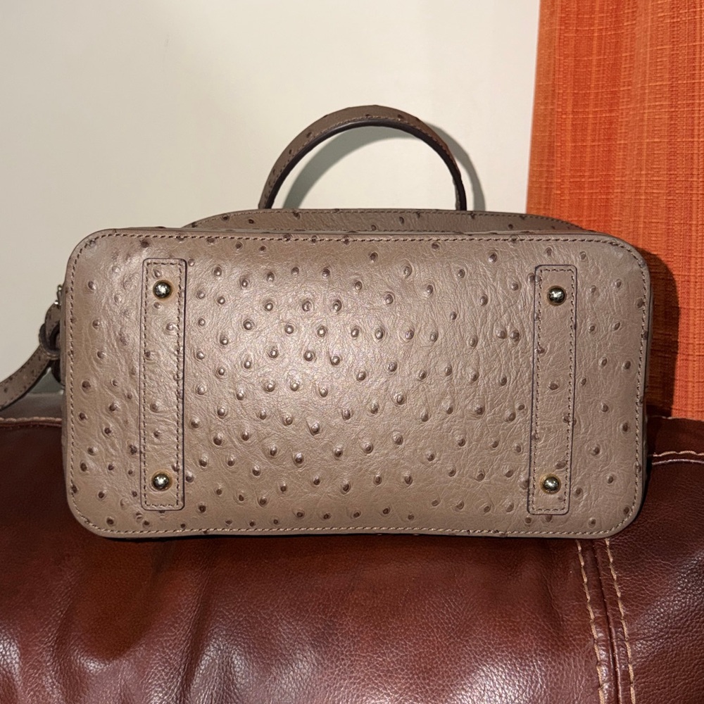 SOLD🔥🔥🔥Dooney & Bourke Ostrich Domed Grey Leather Satchel Handbag Shoulder Bag - Picture 8 of 13